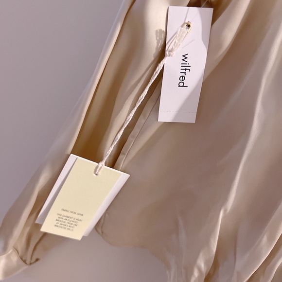 Aritzia Wilfred Tie Front Blouse - Picture 4 of 7